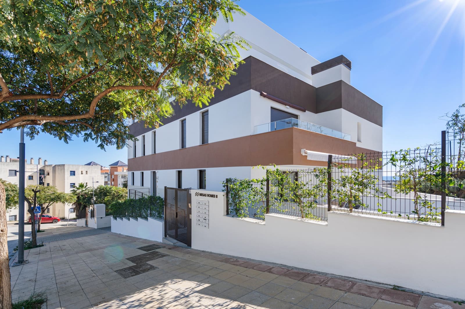 1 Zimmer Apartment zu verkaufen in Estepona mit Garage - 430.000 € (Ref: 9432985)