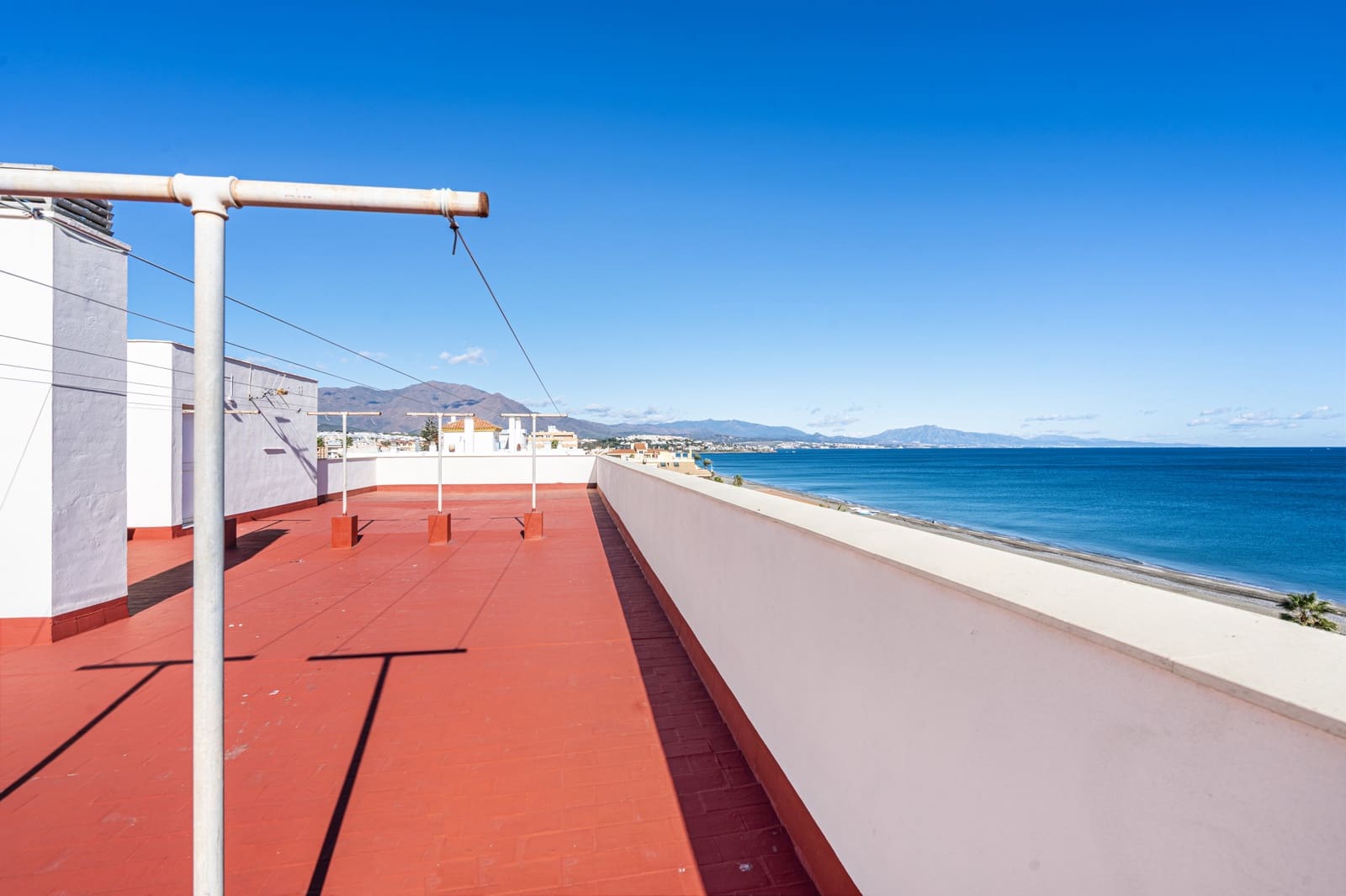 2 quarto Apartamento para venda em San Luis de Sabinillas com garagem - 280 000 € (Ref: 9448536)