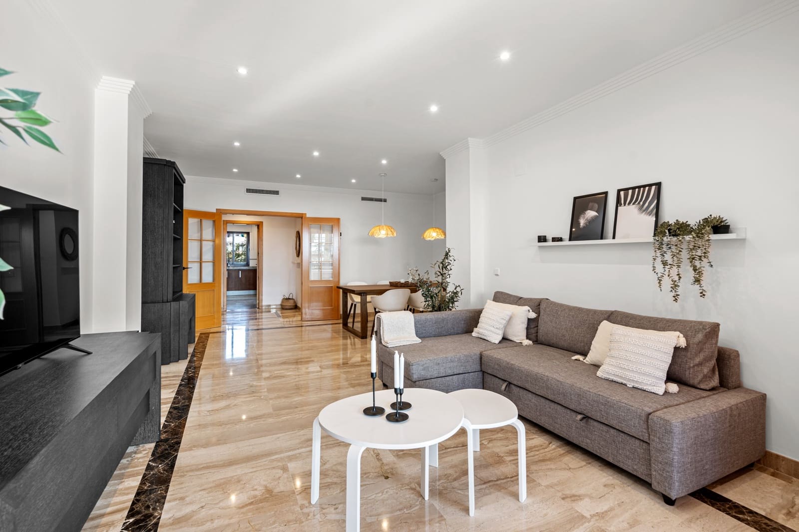 Apartamento de 3 habitaciones en Guadalmansa en venta con piscina garaje - 725.000 € (Ref: 9501931)