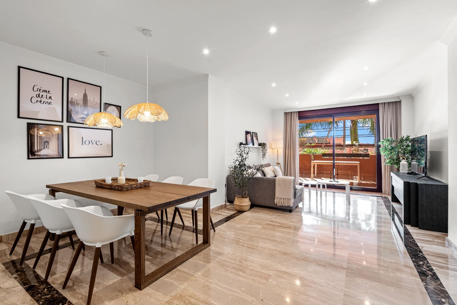 Apartamento de 3 habitaciones en Guadalmansa en venta con piscina garaje - 725.000 € (Ref: 9501931)