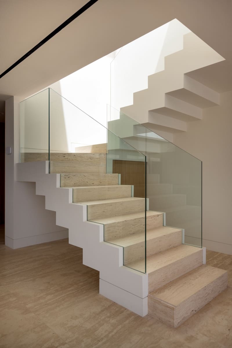 3 bedroom Penthouse for sale in Estepona with pool garage - € 5,000,000 (Ref: 9518552)