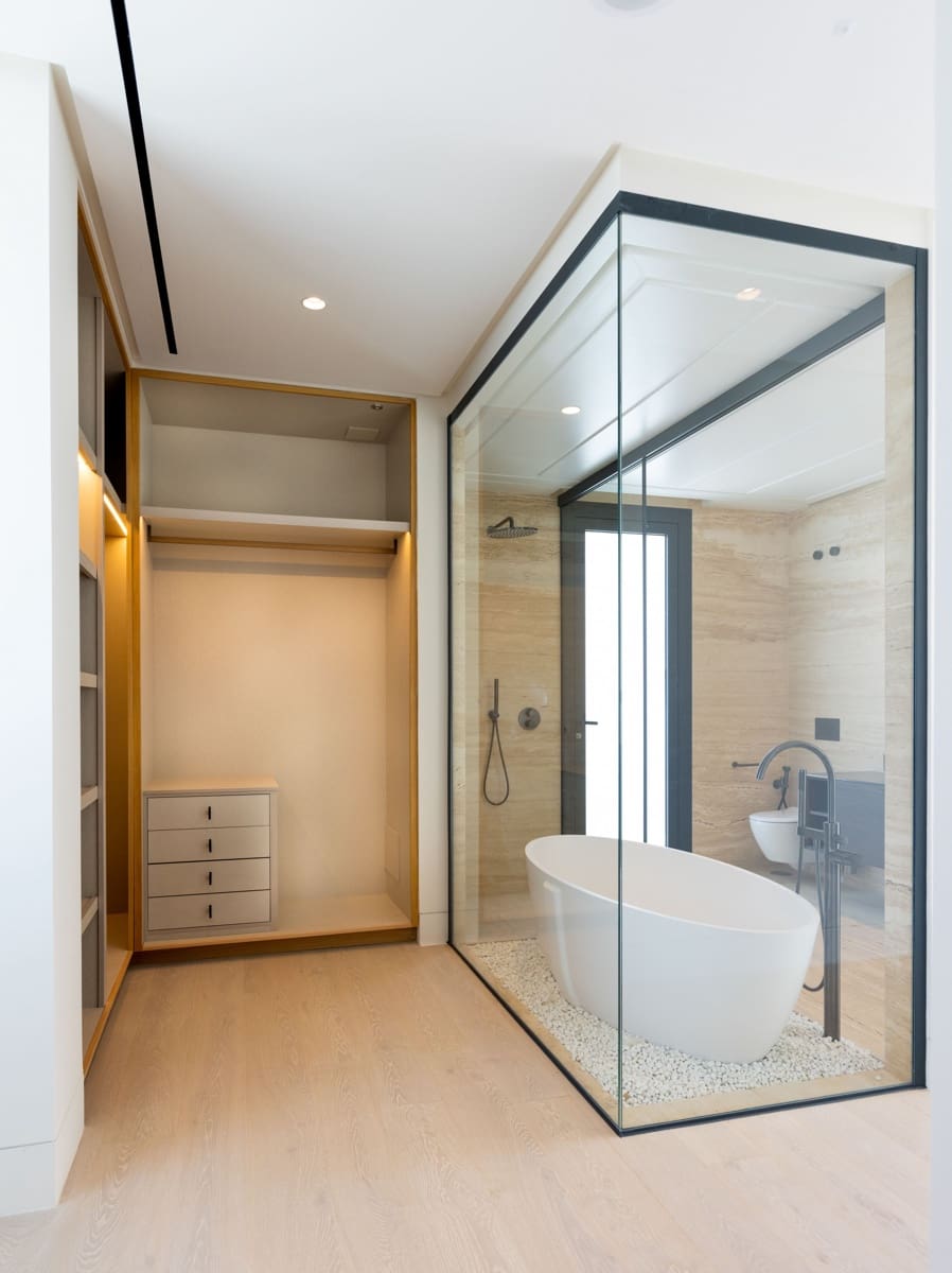3 bedroom Penthouse for sale in Estepona with pool garage - € 6,500,000 (Ref: 9518552)