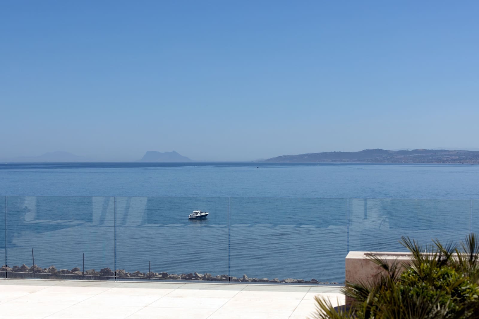 3 bedroom Penthouse for sale in Estepona with pool garage - € 6,500,000 (Ref: 9518552)