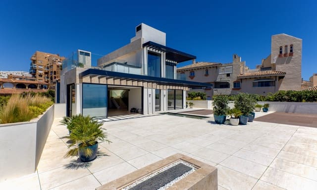 3 camera da letto Attico in vendita in Puerto de Estepona, Estepona con piscina garage - 6.500.000 € (Rif: 9518552)