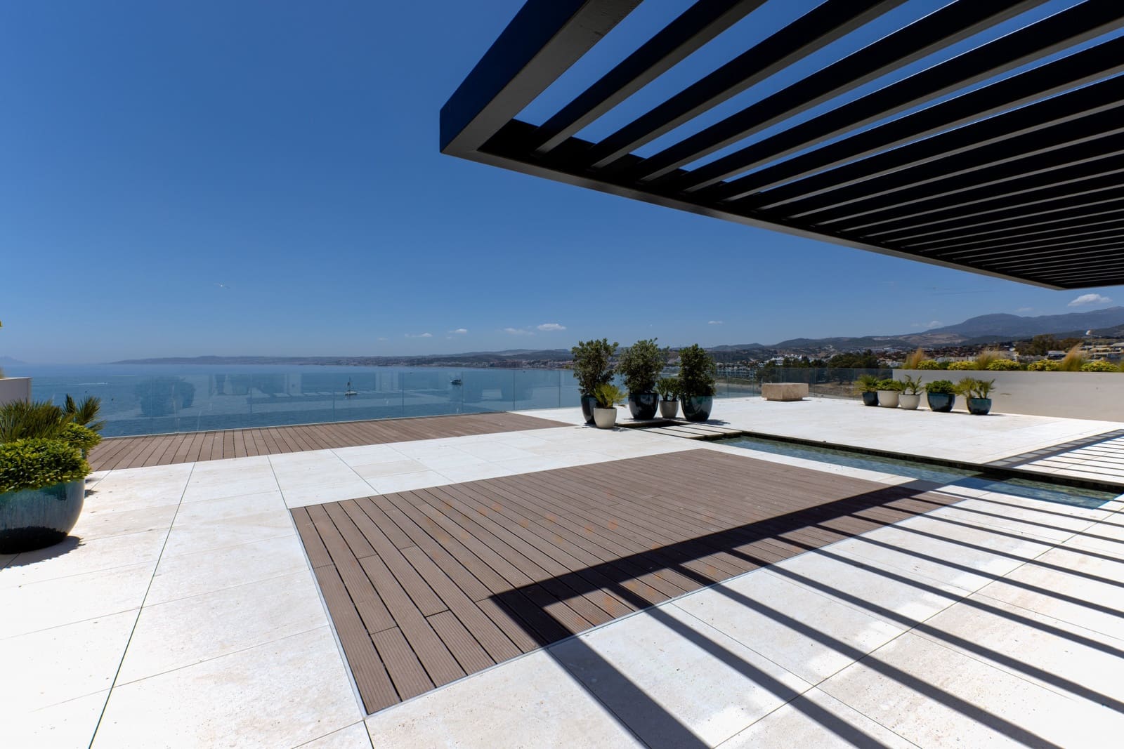 3 bedroom Penthouse for sale in Estepona with pool garage - € 6,500,000 (Ref: 9518552)