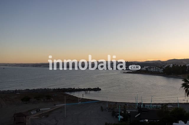 4 bedroom Apartment for sale in Puerto de Estepona, Estepona with pool garage - € 4,385,000 (Ref: 9518553)