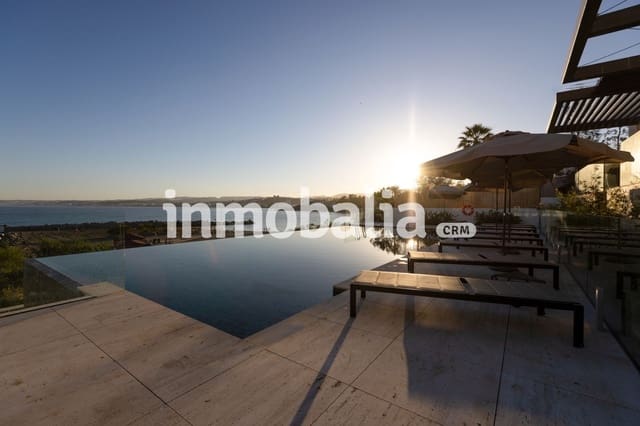 4 bedroom Apartment for sale in Puerto de Estepona, Estepona with pool garage - € 4,385,000 (Ref: 9518553)