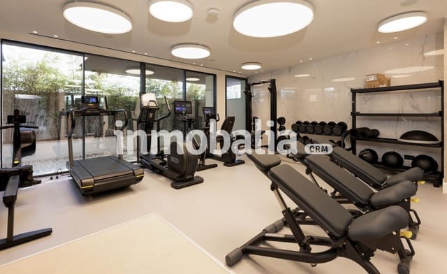 4 bedroom Apartment for sale in Puerto de Estepona, Estepona with pool garage - € 4,385,000 (Ref: 9518553)