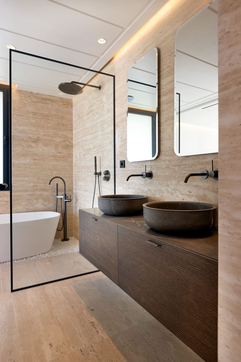 4 bedroom Apartment for sale in Estepona with pool garage - € 4,385,000 (Ref: 9518553)