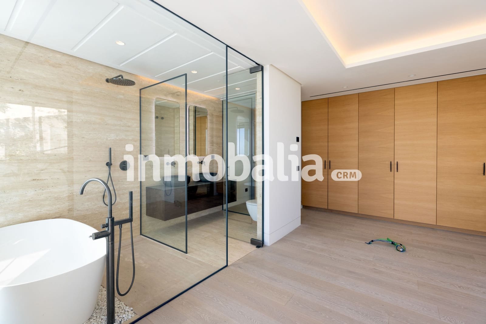 4 bedroom Apartment for sale in Estepona with pool garage - € 4,385,000 (Ref: 9518553)