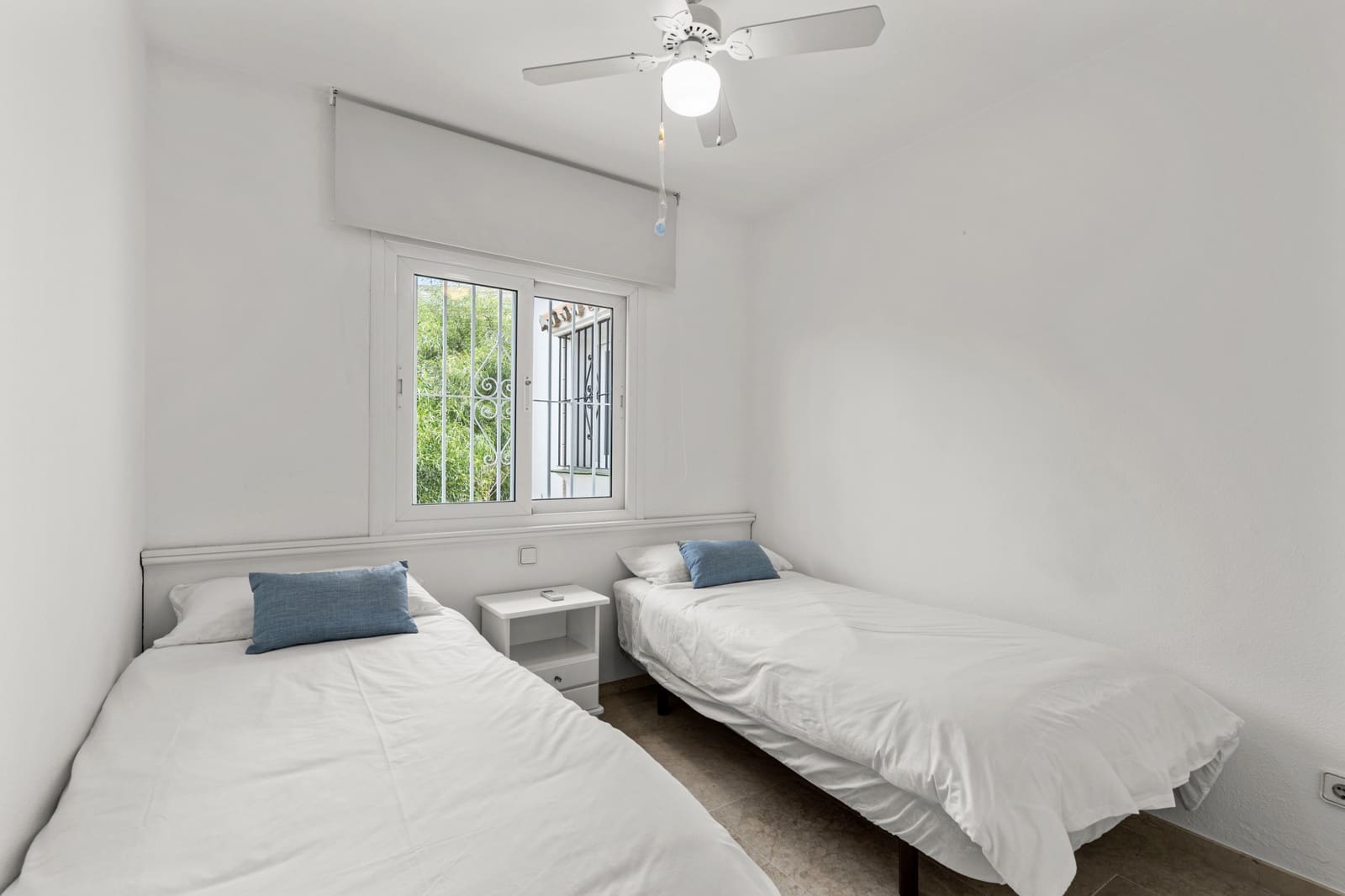 3 soverom Hus til salgs i Marbella med svømmebasseng garasje - € 830 000 (Ref: 9543132)