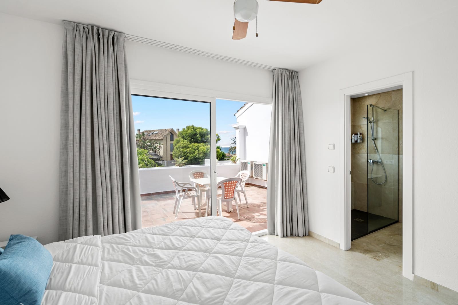 3 soverom Hus til salgs i Marbella med svømmebasseng garasje - € 830 000 (Ref: 9543132)