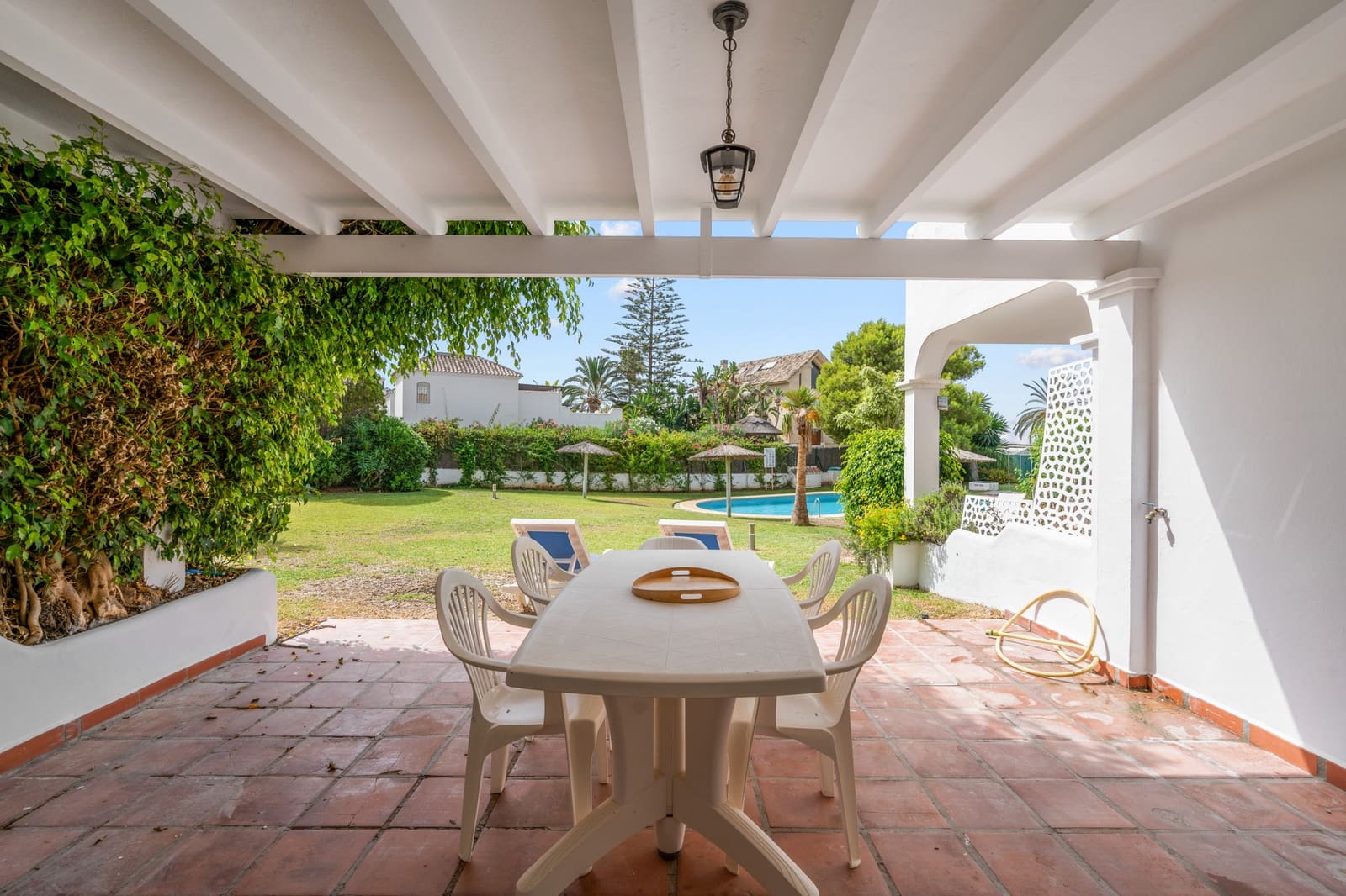 3 soverom Hus til salgs i Marbella med svømmebasseng garasje - € 830 000 (Ref: 9543132)