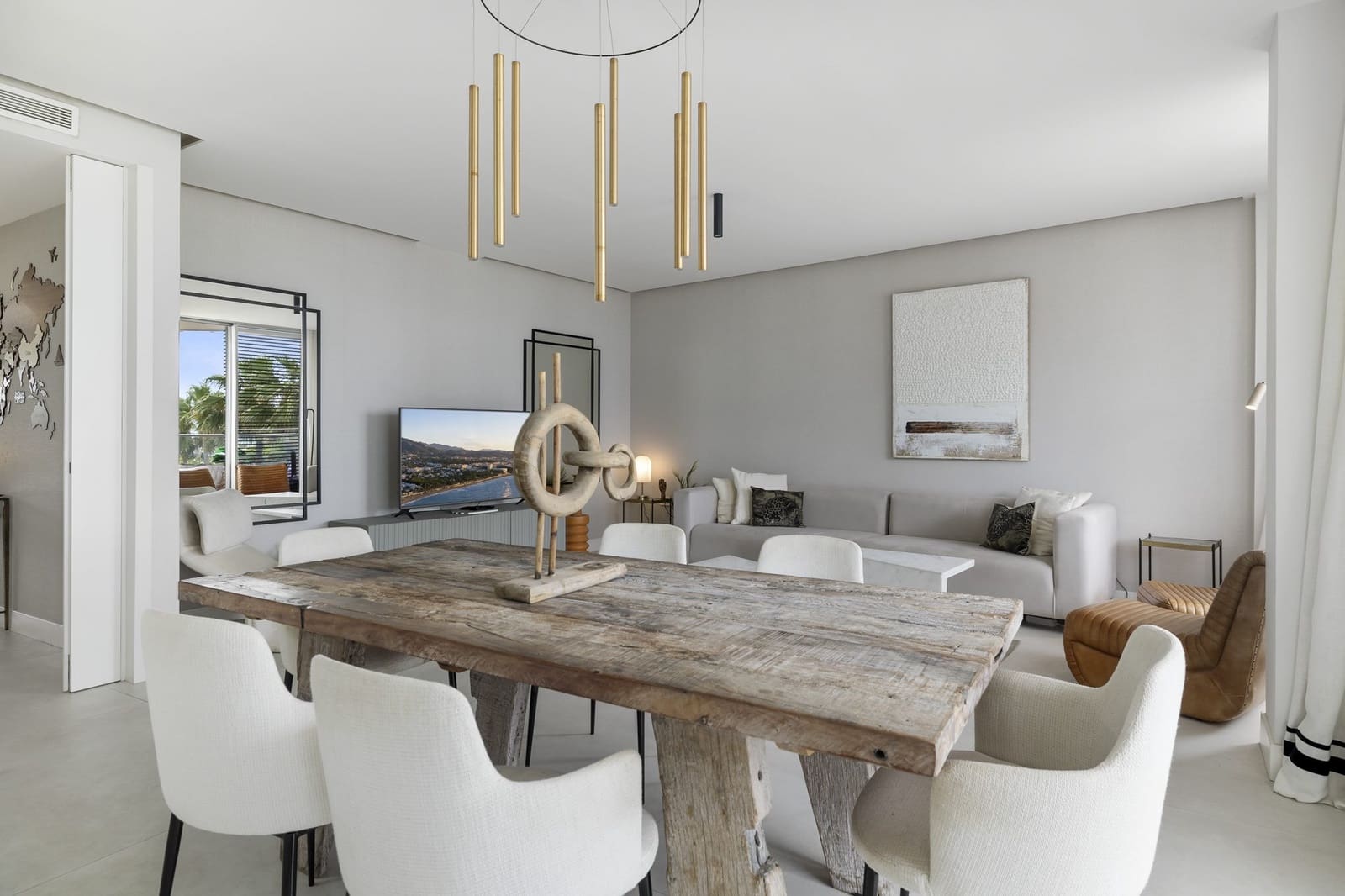 Apartamento de 3 habitaciones en Estepona en venta con piscina garaje - 995.000 € (Ref: 9551030)