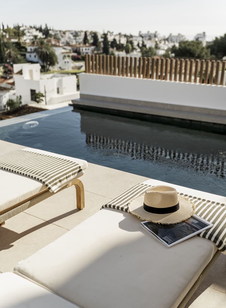 5 quarto Moradia para venda em Nueva Andalucia com piscina garagem - 2 475 000 € (Ref: 9679577)