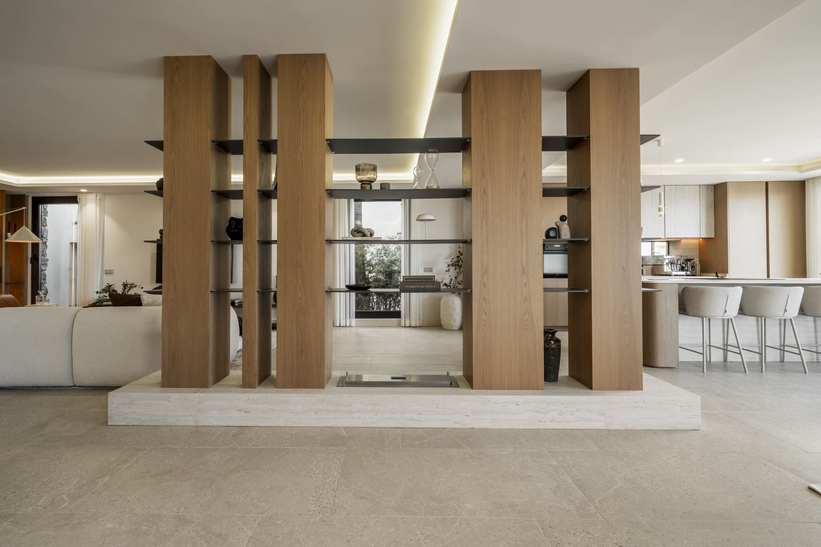 5 quarto Moradia para venda em Nueva Andalucia com piscina garagem - 2 475 000 € (Ref: 9679577)