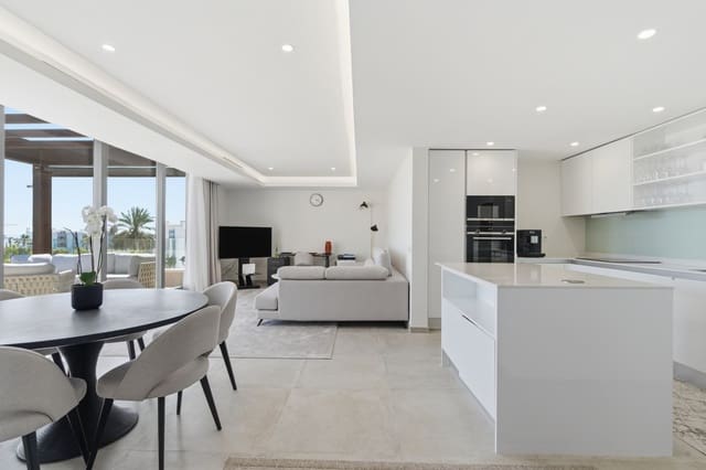 2 sovrum Takvåning till salu i Cancelada, Estepona med pool garage - 699 000 € (Ref: 9698069)