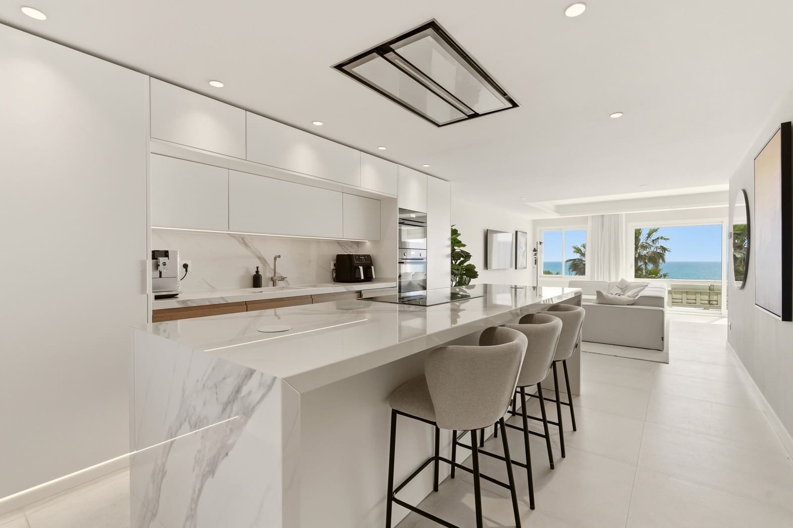 3 makuuhuone Kattohuoneisto myytävänä paikassa Estepona mukana uima-altaan 
autotalli - 1 995 000 € (Ref: 9711153)