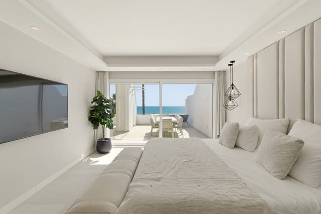 3 makuuhuone Kattohuoneisto myytävänä paikassa El Velerín, Estepona mukana uima-altaan 
autotalli - 1 995 000 € (Ref: 9711153)