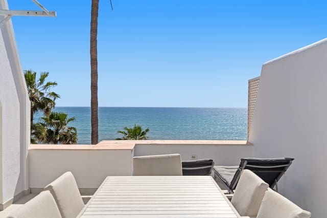 3 makuuhuone Kattohuoneisto myytävänä paikassa El Velerín, Estepona mukana uima-altaan 
autotalli - 1 995 000 € (Ref: 9711153)