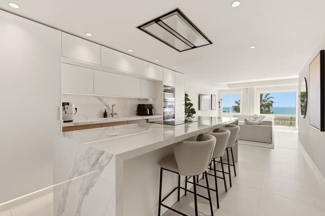 3 chambre Penthouse à vendre à El Velerín, Estepona avec piscine garage - 1 995 000 € (Ref: 9711153)