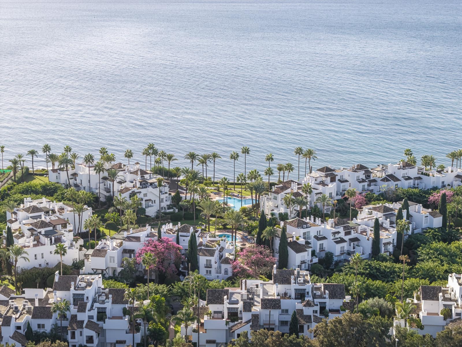 3 Zimmer Apartment zu verkaufen in Estepona mit Pool - 2.995.000 € (Ref: 9731882)