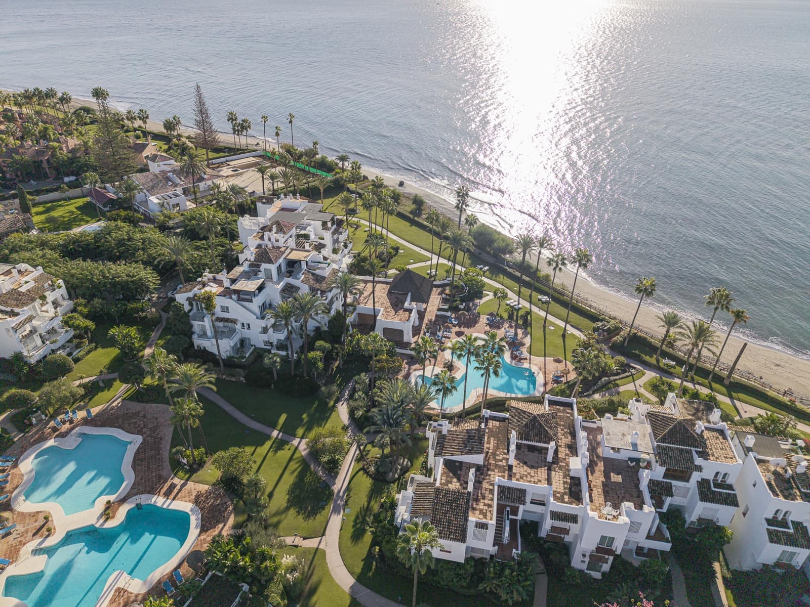 3 Zimmer Apartment zu verkaufen in Estepona mit Pool - 2.995.000 € (Ref: 9731882)