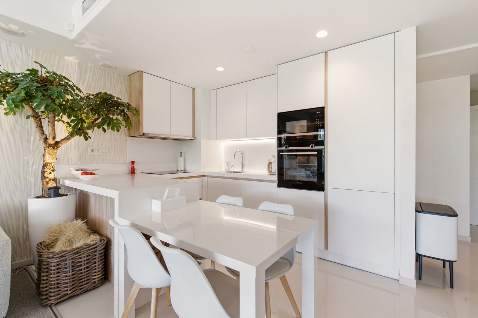 2 bedroom Apartment for sale in Atalaya-Isdabe with pool garage - € 670,000 (Ref: 9738375)