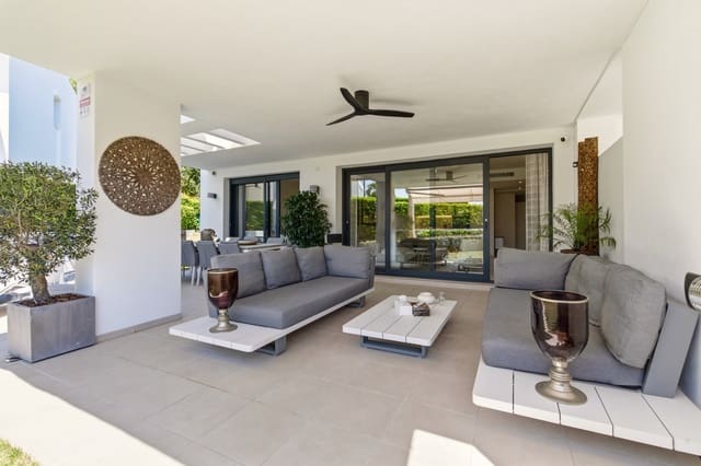 2 chambre Appartement à vendre à Atalaya-Isdabe, Estepona avec piscine garage - 670 000 € (Ref: 9738375)