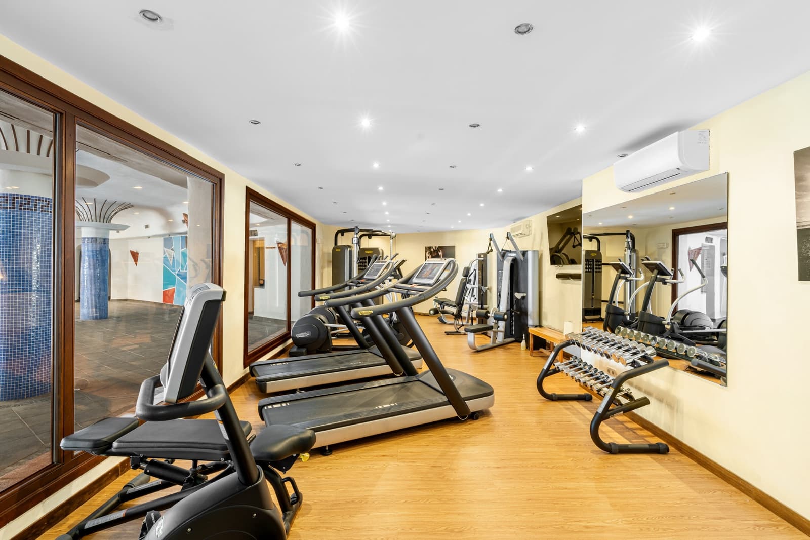 3 sypialnia Penthouse na sprzedaż w Guadalmansa z basenem garażem - 4 995 000 € (Ref: 9780308)