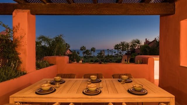 3 soveværelse Penthouse til salg i Resinera-Voladilla, Estepona med swimmingpool garage - € 4.995.000 (Ref: 9780308)