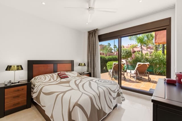 3 soverom Leilighet til salgs i Estepona med svømmebasseng garasje - € 680 000 (Ref: 9783173)
