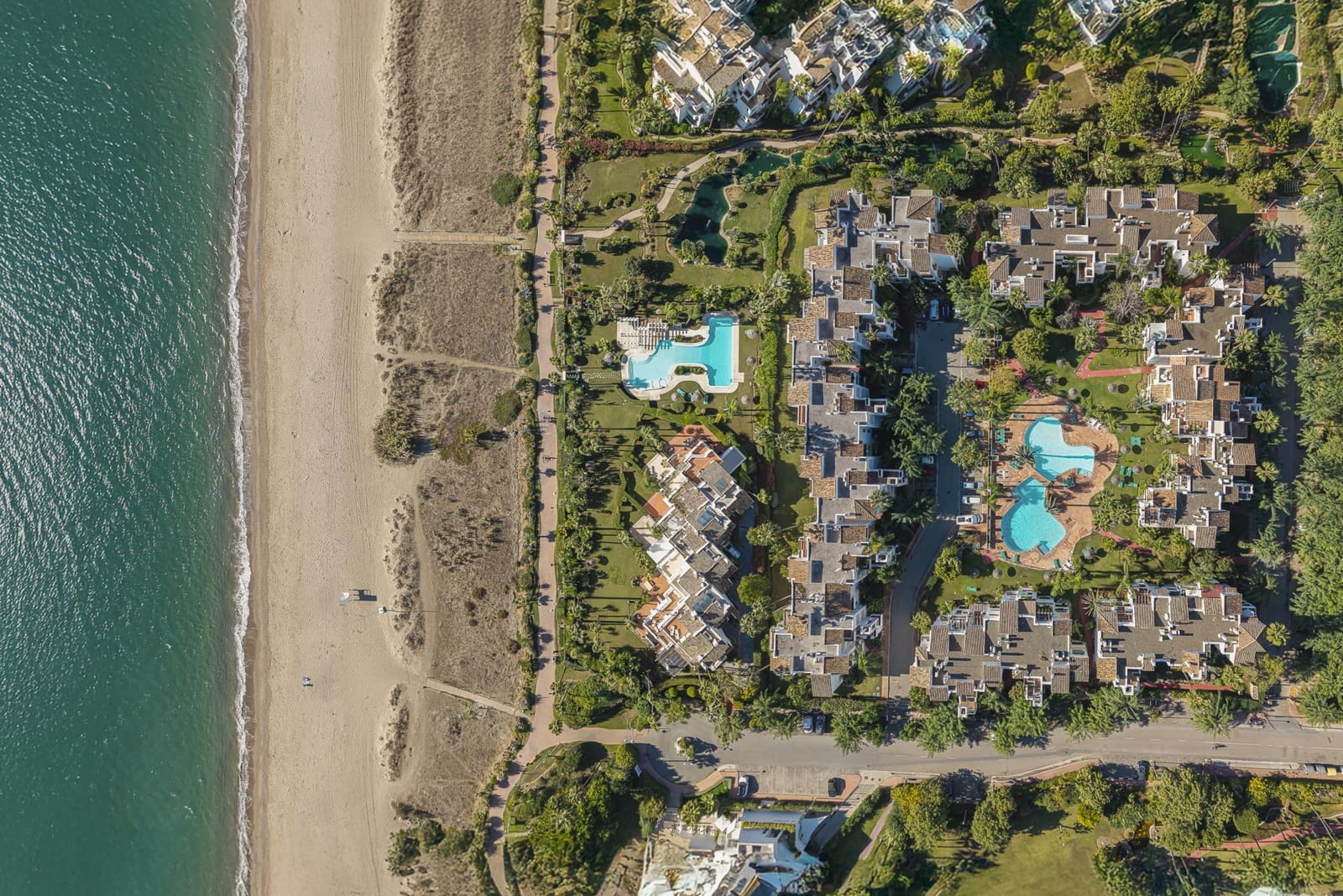 3 quarto Apartamento para venda em Costalita com piscina garagem - 1 495 000 € (Ref: 9788250)