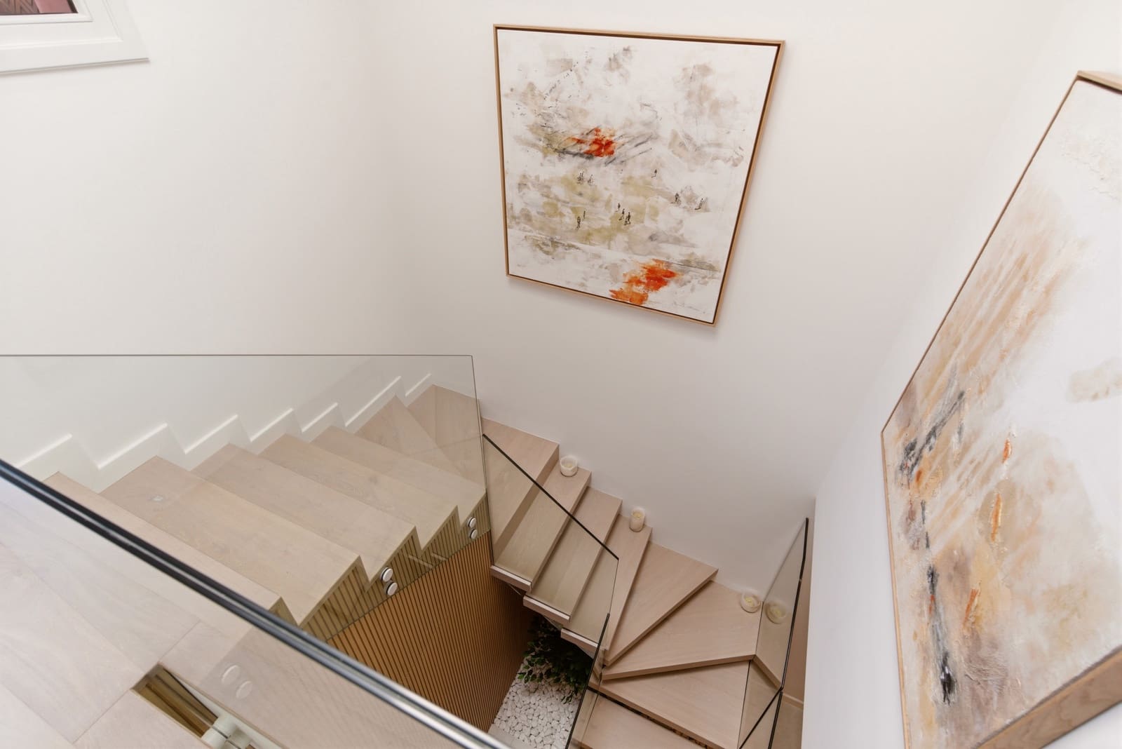 3 sypialnia Penthouse na sprzedaż w Estepona z basenem garażem - 3 350 000 € (Ref: 9788251)