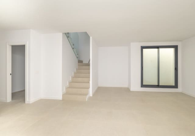 3 soverom Kjedet enebolig til salgs i Atalaya-Isdabe, Estepona med svømmebasseng garasje - € 1 050 000 (Ref: 9807847)