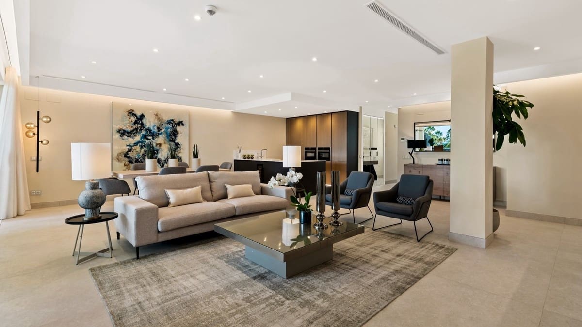 3 chambre Appartement à vendre à Estepona avec piscine garage - 3 800 000 € (Ref: 9828827)