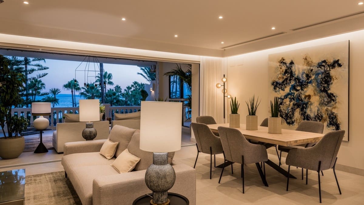 3 chambre Appartement à vendre à Estepona avec piscine garage - 3 800 000 € (Ref: 9828827)