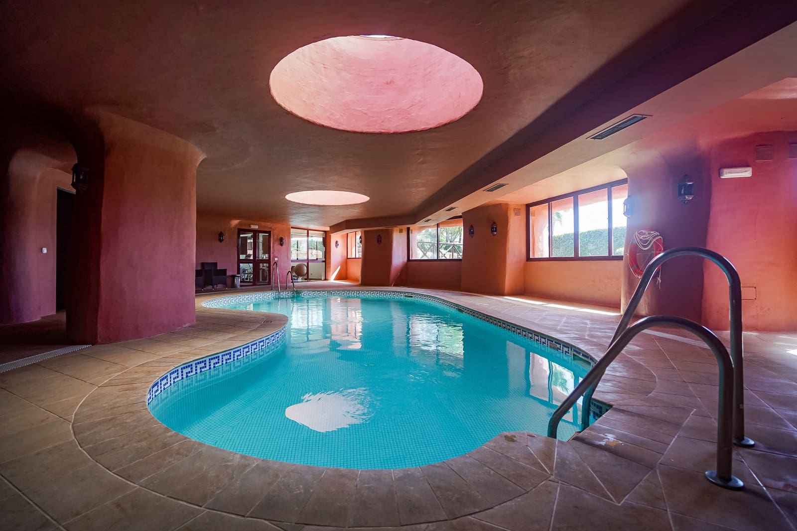 3 soverom Penthouse til salgs i Estepona med svømmebasseng garasje - € 1 499 999 (Ref: 9842721)