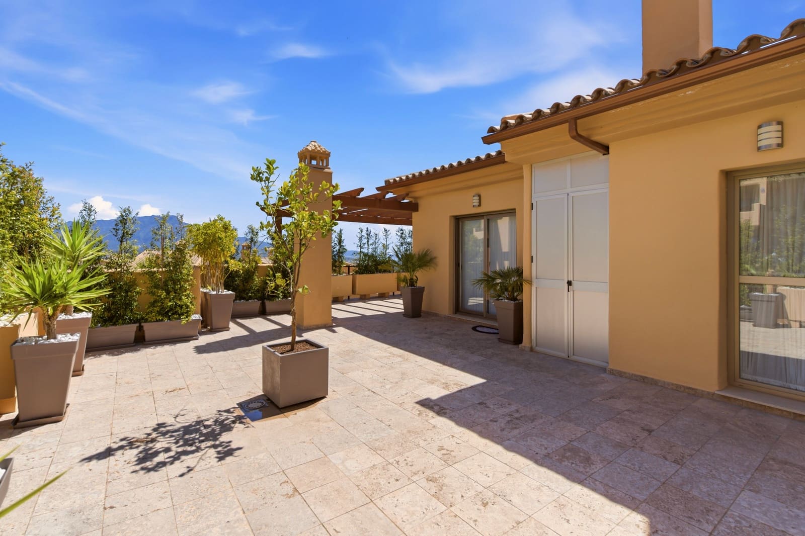 3 camera da letto Attico in vendita in Benahavis con piscina garage - 1.325.000 € (Rif: 9845238)