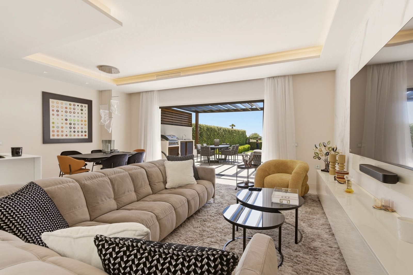 4 soverom Hus til salgs i Estepona med svømmebasseng garasje - € 3 400 000 (Ref: 9866778)