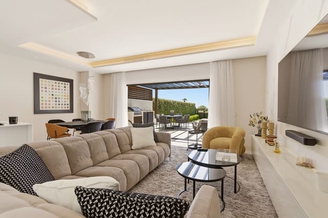 Casa de 4 habitaciones en Estepona en venta con piscina garaje - 3.400.000 € (Ref: 9866778)