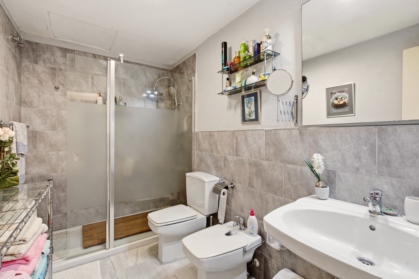 3 quarto Casa em Banda para venda em Estepona com piscina garagem - 550 000 € (Ref: 9924271)