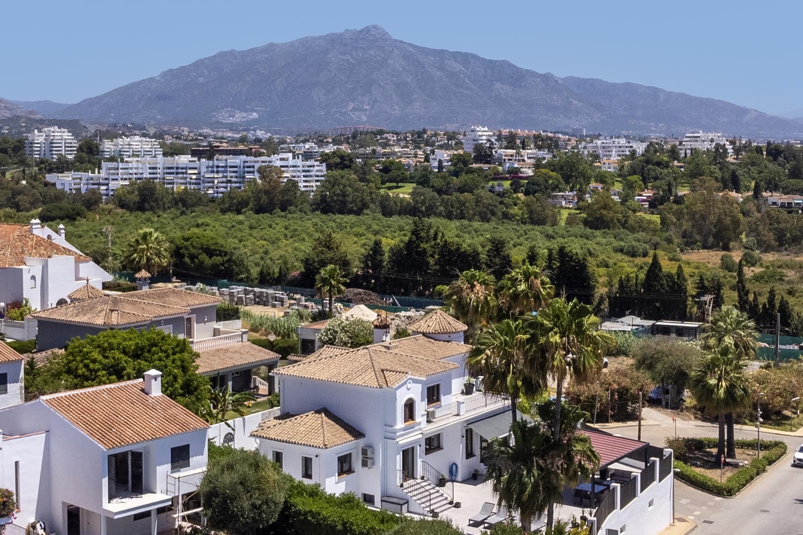 6 Zimmer Villa zu verkaufen in Atalaya-Isdabe mit Pool Garage - 2.390.000 € (Ref: 9928993)