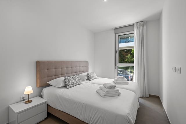 Ático de 3 habitaciones en Cancelada, Estepona en venta con piscina garaje - 540.000 € (Ref: 9998420)