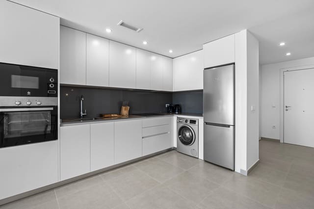 Ático de 3 habitaciones en Cancelada, Estepona en venta con piscina garaje - 540.000 € (Ref: 9998420)