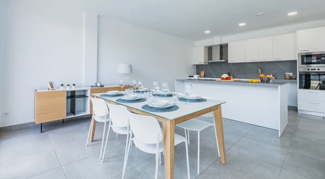 4 bedroom Townhouse for sale in El Mas Flassià, Vidreres with garage - € 435,000 (Ref: 9823514)