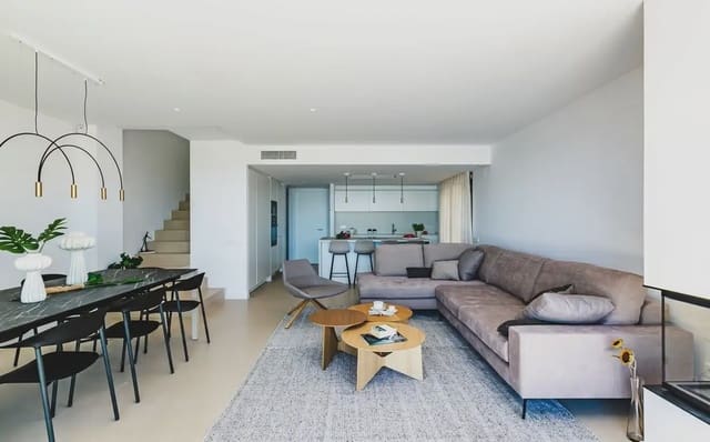 4 quarto Moradia Geminada para venda em Tossa de Mar com piscina garagem - 1 750 000 € (Ref: 9823518)