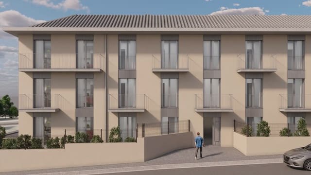 3 bedroom Apartment for sale in Riudellots de la Selva with garage - € 345,000 (Ref: 9850546)