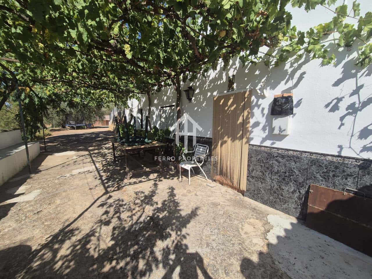 Quinta/Casa Rural para venda em Loja - 380 000 € (Ref: 9152548)