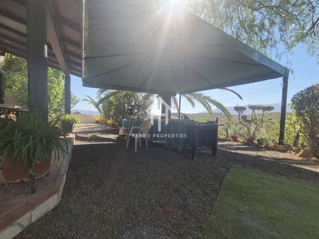 Quinta/Casa Rural para venda em Loja - 380 000 € (Ref: 9152548)